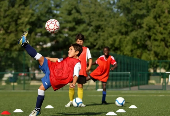 9 a 11 ans perfectionnement football et sélection